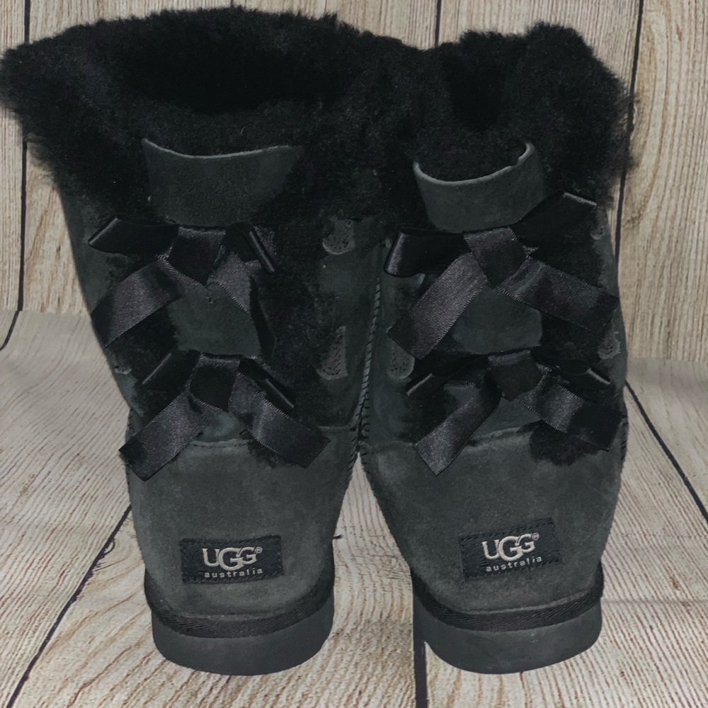UGG Bailey Bow